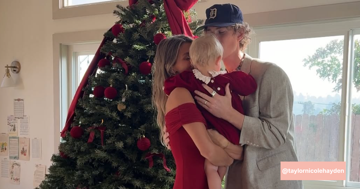 How to Plan Your Holiday Influencer Campaign (Based on Your Brand Size)